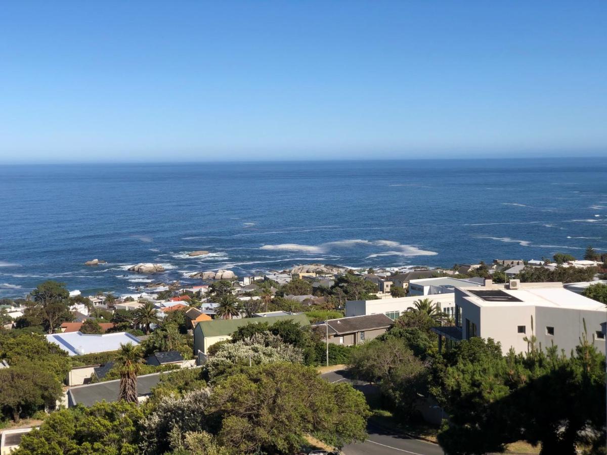 Camps Bay Blue Self-Catering Studios Cape Town Bagian luar foto