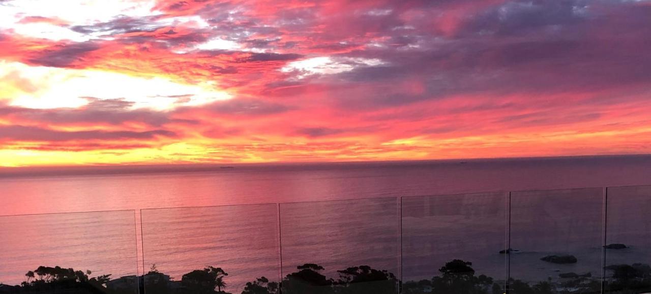Camps Bay Blue Self-Catering Studios Cape Town Bagian luar foto