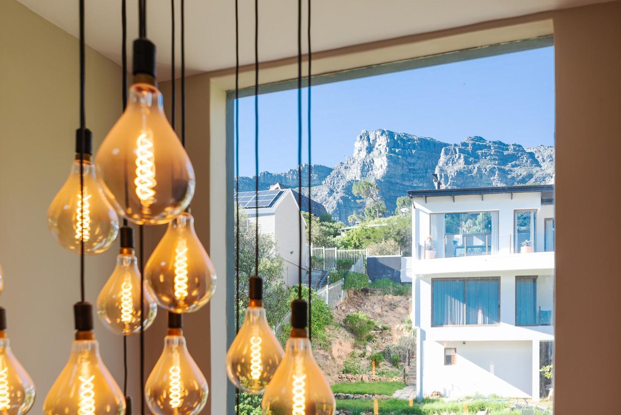 Camps Bay Blue Self-Catering Studios Cape Town Bagian luar foto
