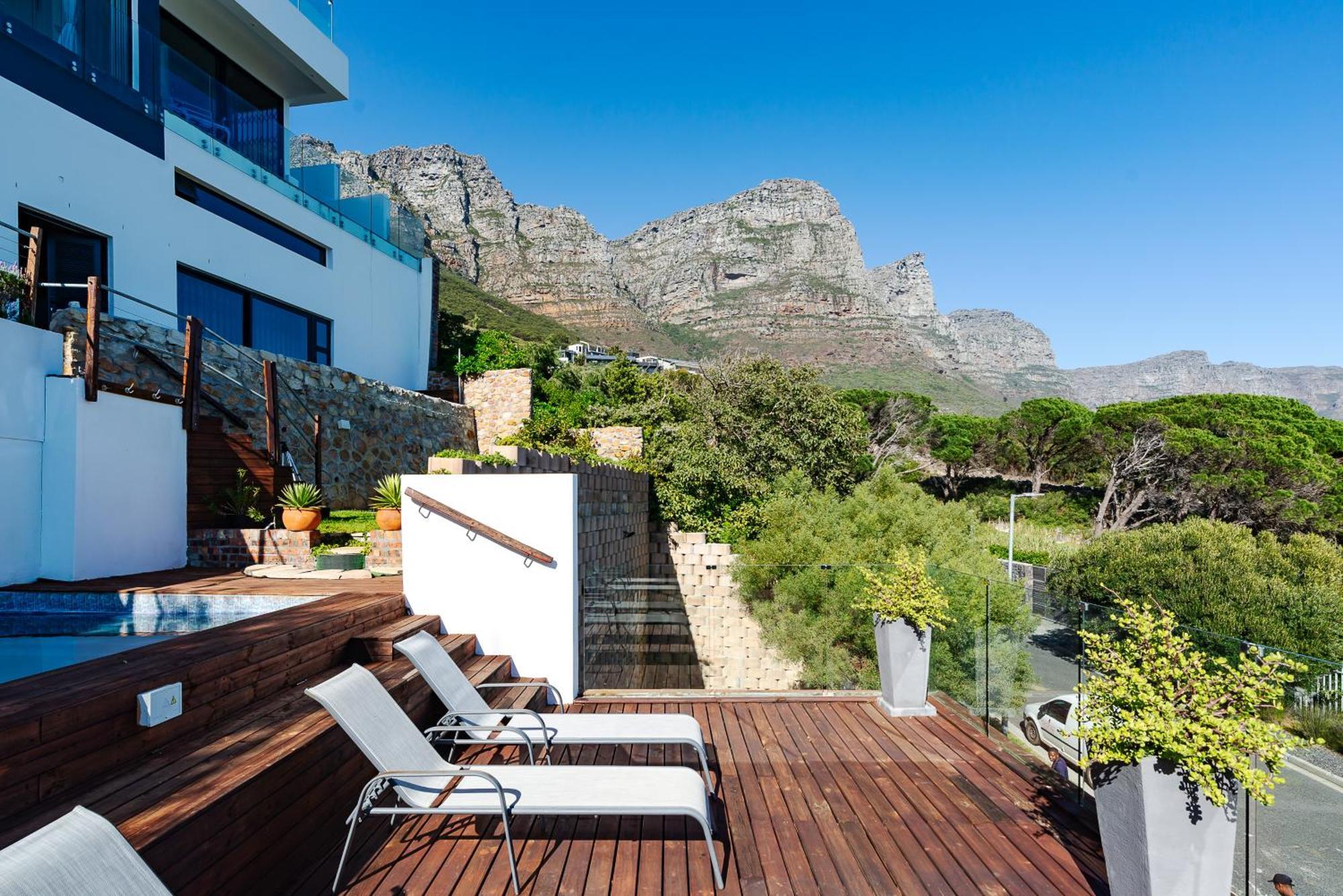 Camps Bay Blue Self-Catering Studios Cape Town Bagian luar foto